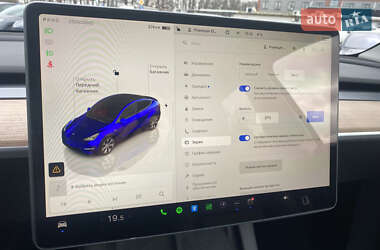 Внедорожник / Кроссовер Tesla Model Y 2024 в Киеве