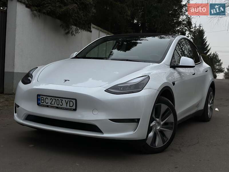 Позашляховик / Кросовер Tesla Model Y 2023 в Львові фото 24 Позашляховик / Кросовер Tesla Model Y 2023 в Львові