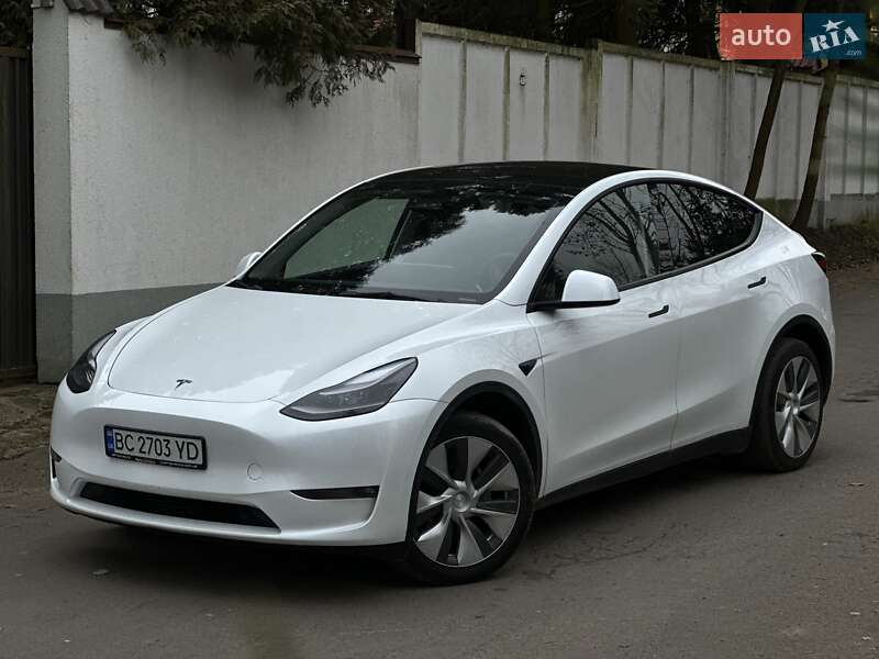 Позашляховик / Кросовер Tesla Model Y 2023 в Львові фото 25 Позашляховик / Кросовер Tesla Model Y 2023 в Львові