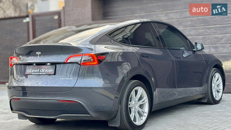 Позашляховик / Кросовер Tesla Model Y 2023 в Миколаєві
