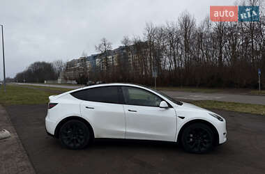 Внедорожник / Кроссовер Tesla Model Y 2020 в Львове