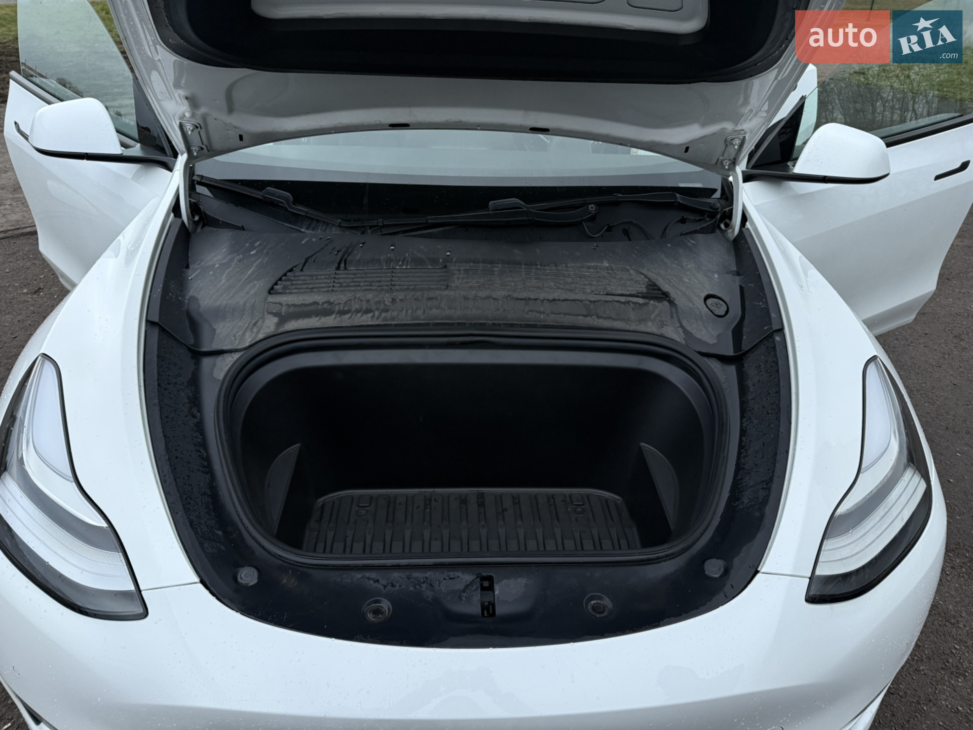 2020 Tesla Model Y - мініатюра 19