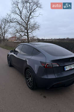 Внедорожник / Кроссовер Tesla Model Y 2023 в Киеве