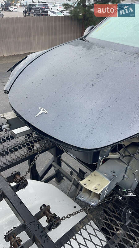 Позашляховик / Кросовер Tesla Model Y 2024 в Броварах