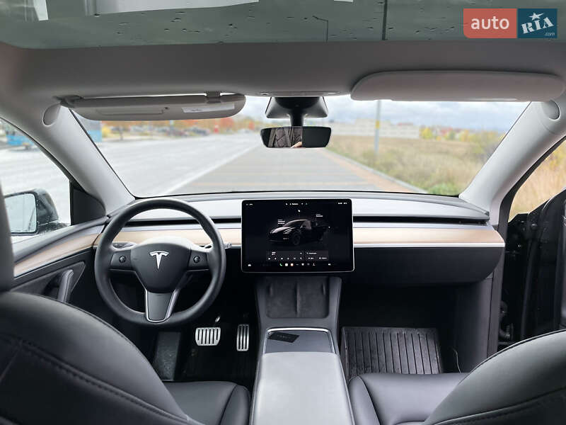 Внедорожник / Кроссовер Tesla Model Y 2023 в Измаиле