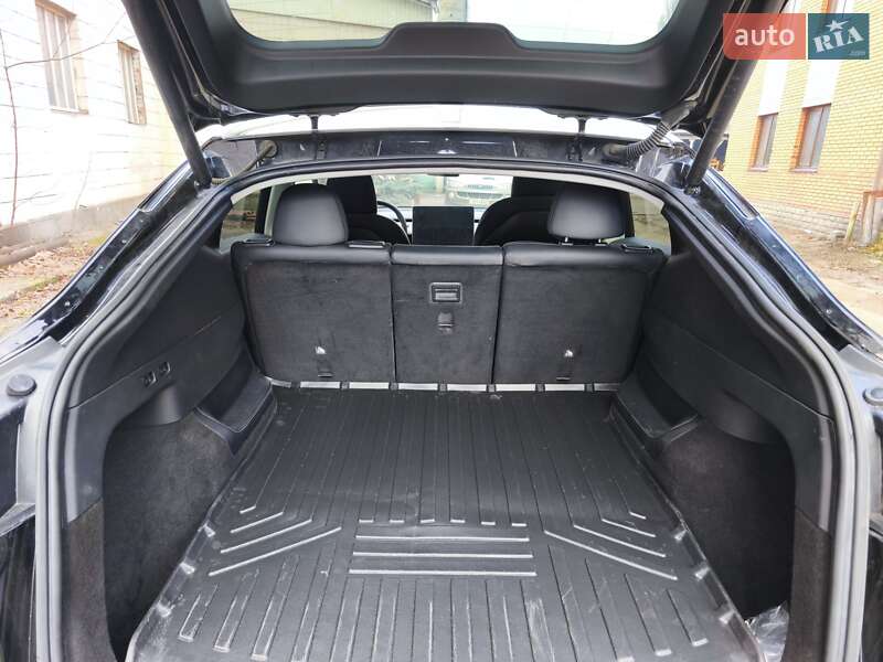 Внедорожник / Кроссовер Tesla Model Y 2022 в Киеве