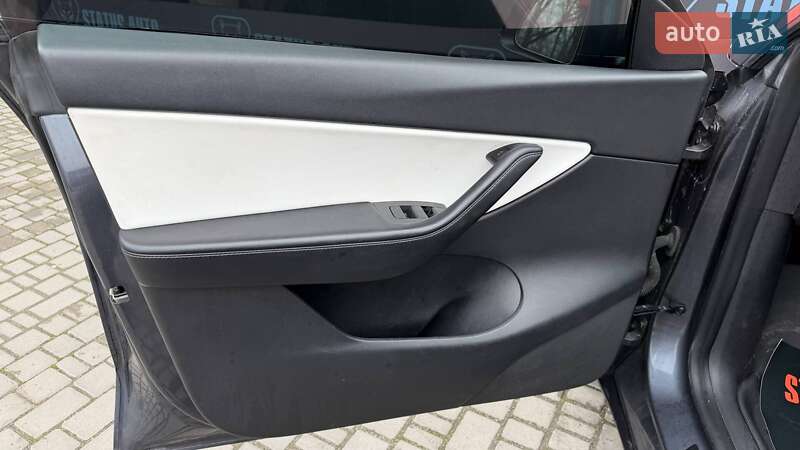 Позашляховик / Кросовер Tesla Model Y 2021 в Вінниці