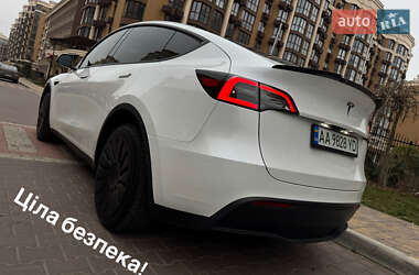 Внедорожник / Кроссовер Tesla Model Y 2024 в Киеве