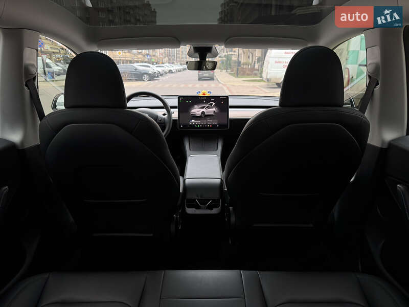 Позашляховик / Кросовер Tesla Model Y 2024 в Києві фото 39 Позашляховик / Кросовер Tesla Model Y 2024 в Києві