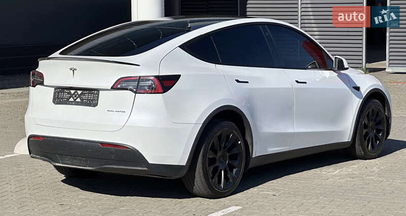 Позашляховик / Кросовер Tesla Model Y 2023 в Калинівці