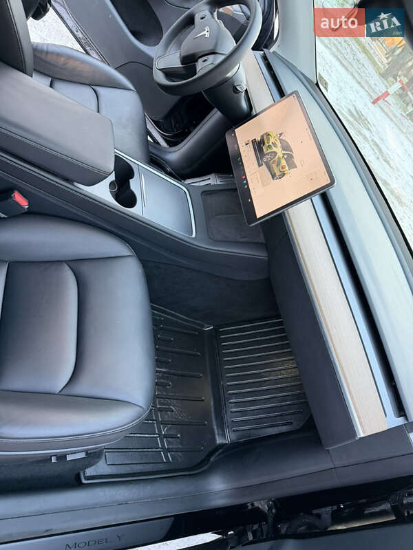 Внедорожник / Кроссовер Tesla Model Y 2022 в Хмельницком