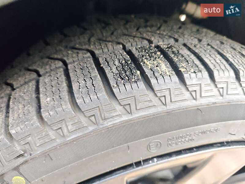 Внедорожник / Кроссовер Tesla Model Y 2023 в Киеве фото 39 Внедорожник / Кроссовер Tesla Model Y 2023 в Киеве