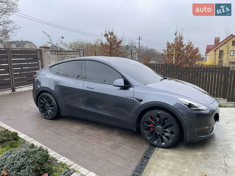 Позашляховик / Кросовер Tesla Model Y 2022 в Івано-Франківську фото 13 Позашляховик / Кросовер Tesla Model Y 2022 в Івано-Франківську