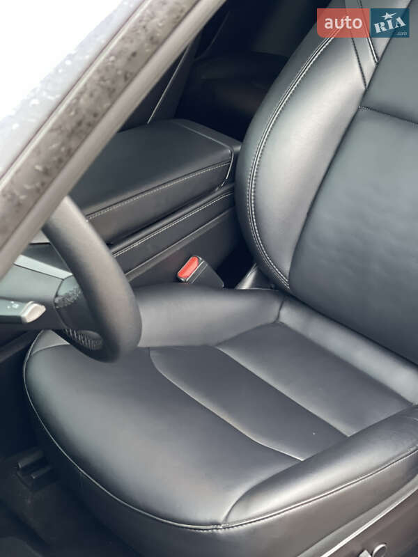 Позашляховик / Кросовер Tesla Model Y 2022 в Івано-Франківську фото 18 Позашляховик / Кросовер Tesla Model Y 2022 в Івано-Франківську