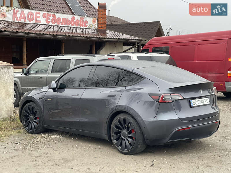 Позашляховик / Кросовер Tesla Model Y 2022 в Івано-Франківську фото 25 Позашляховик / Кросовер Tesla Model Y 2022 в Івано-Франківську