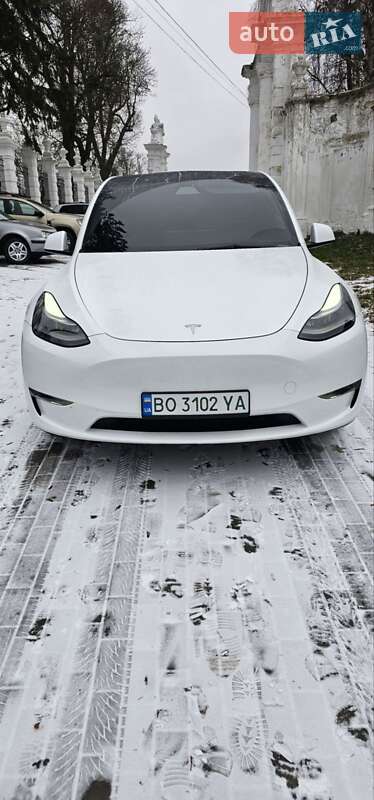 Позашляховик / Кросовер Tesla Model Y 2023 в Тернополі