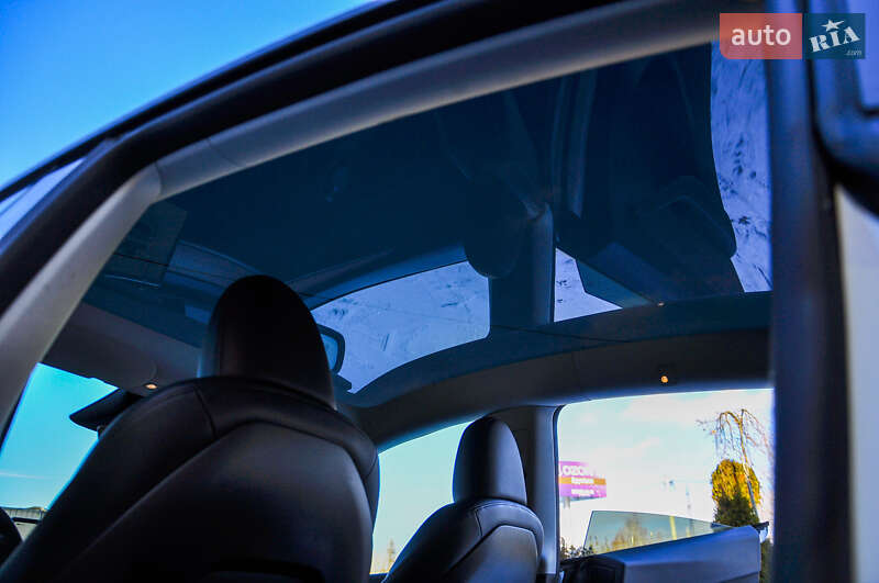 Внедорожник / Кроссовер Tesla Model Y 2024 в Трускавце фото 39 Внедорожник / Кроссовер Tesla Model Y 2024 в Трускавце