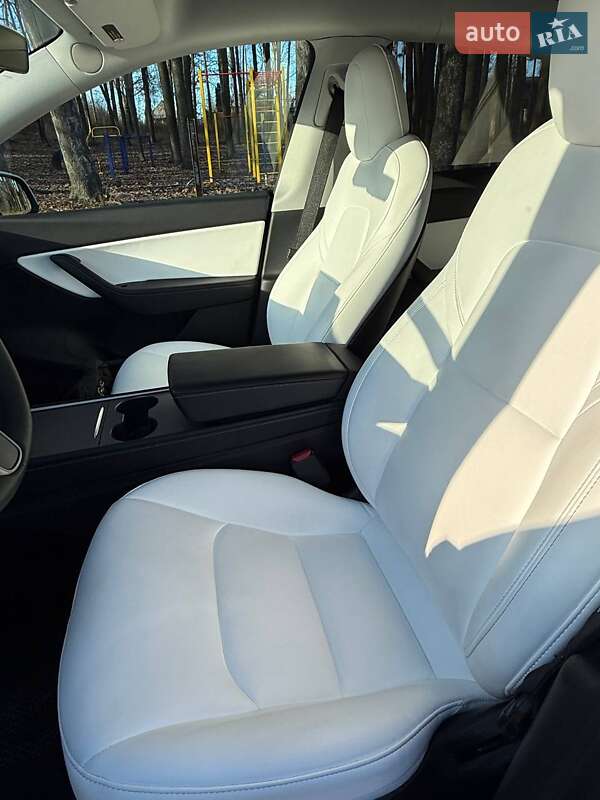 Внедорожник / Кроссовер Tesla Model Y 2021 в Люботине