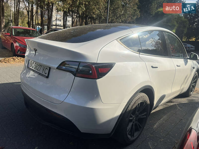 Внедорожник / Кроссовер Tesla Model Y 2020 в Львове