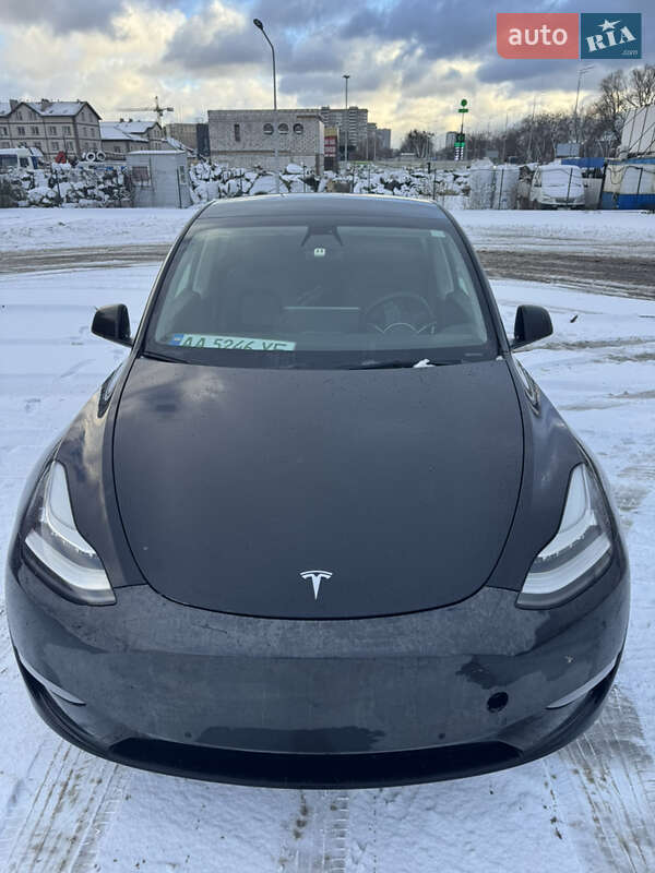 Внедорожник / Кроссовер Tesla Model Y 2022 в Киеве