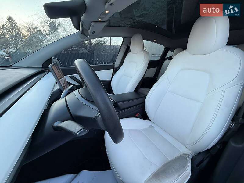 Позашляховик / Кросовер Tesla Model Y 2021 в Луцьку фото 15 Позашляховик / Кросовер Tesla Model Y 2021 в Луцьку