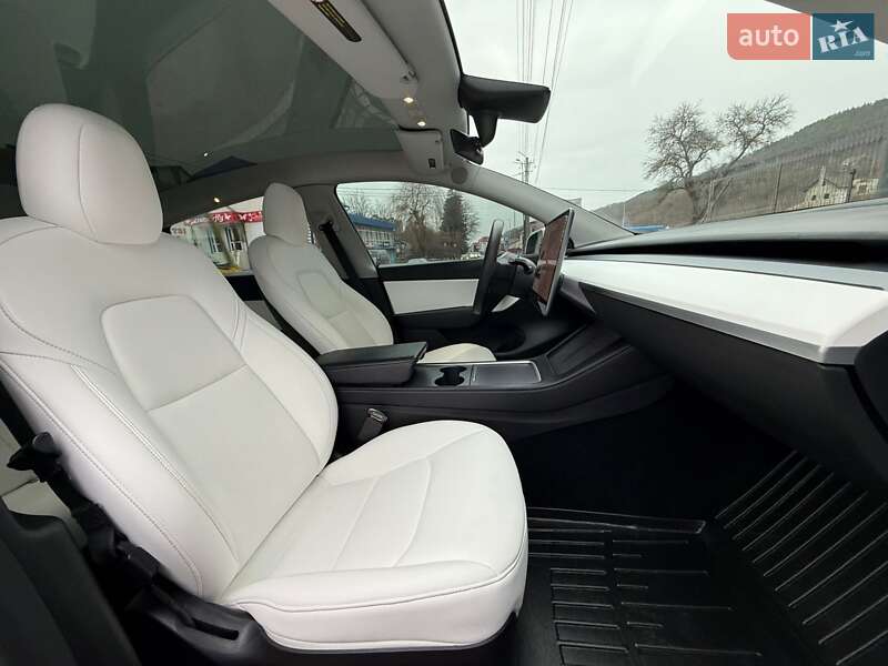 Внедорожник / Кроссовер Tesla Model Y 2021 в Тернополе