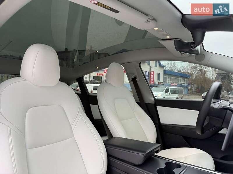 Внедорожник / Кроссовер Tesla Model Y 2021 в Тернополе