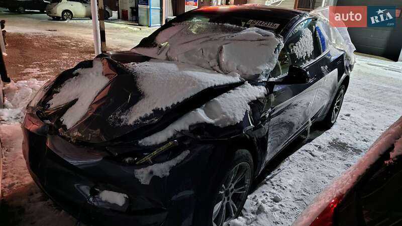 Позашляховик / Кросовер Tesla Model Y 2023 в Білій Церкві