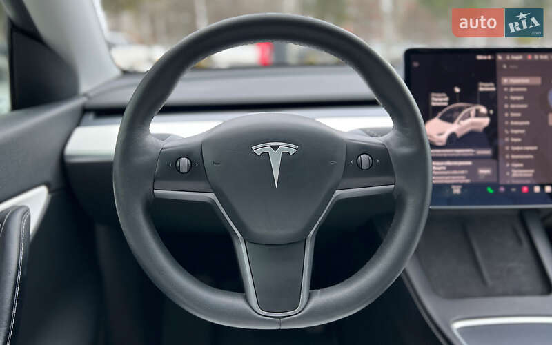 Внедорожник / Кроссовер Tesla Model Y 2021 в Львове