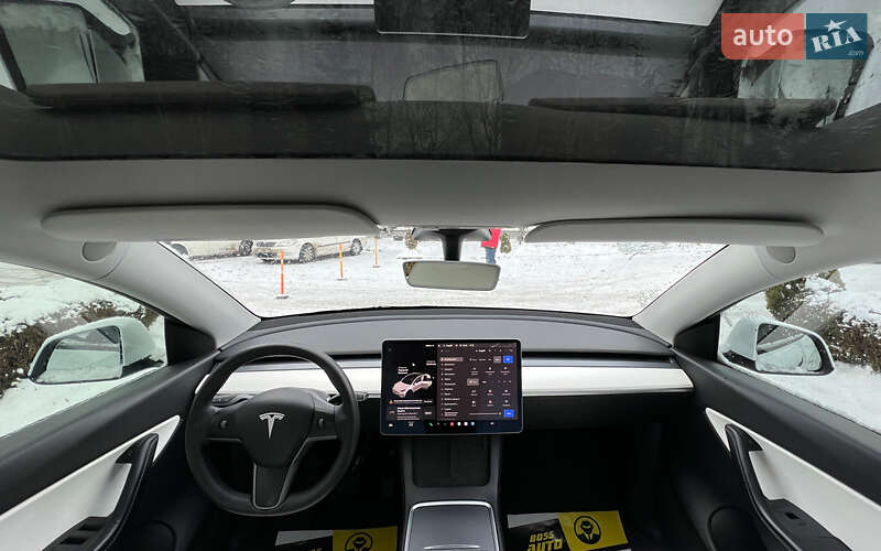 Внедорожник / Кроссовер Tesla Model Y 2021 в Львове