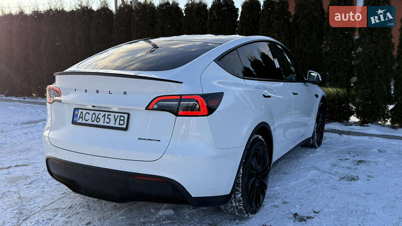 Внедорожник / Кроссовер Tesla Model Y 2022 в Луцке