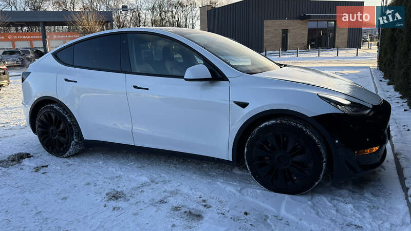 Внедорожник / Кроссовер Tesla Model Y 2022 в Луцке