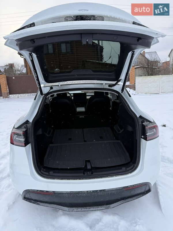 Позашляховик / Кросовер Tesla Model Y 2023 в Житомирі фото 7 Позашляховик / Кросовер Tesla Model Y 2023 в Житомирі