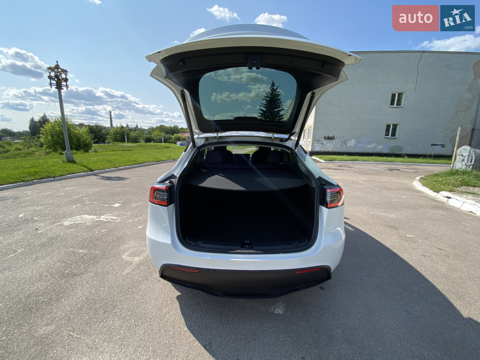 2022 Tesla Model Y - мініатюра 22