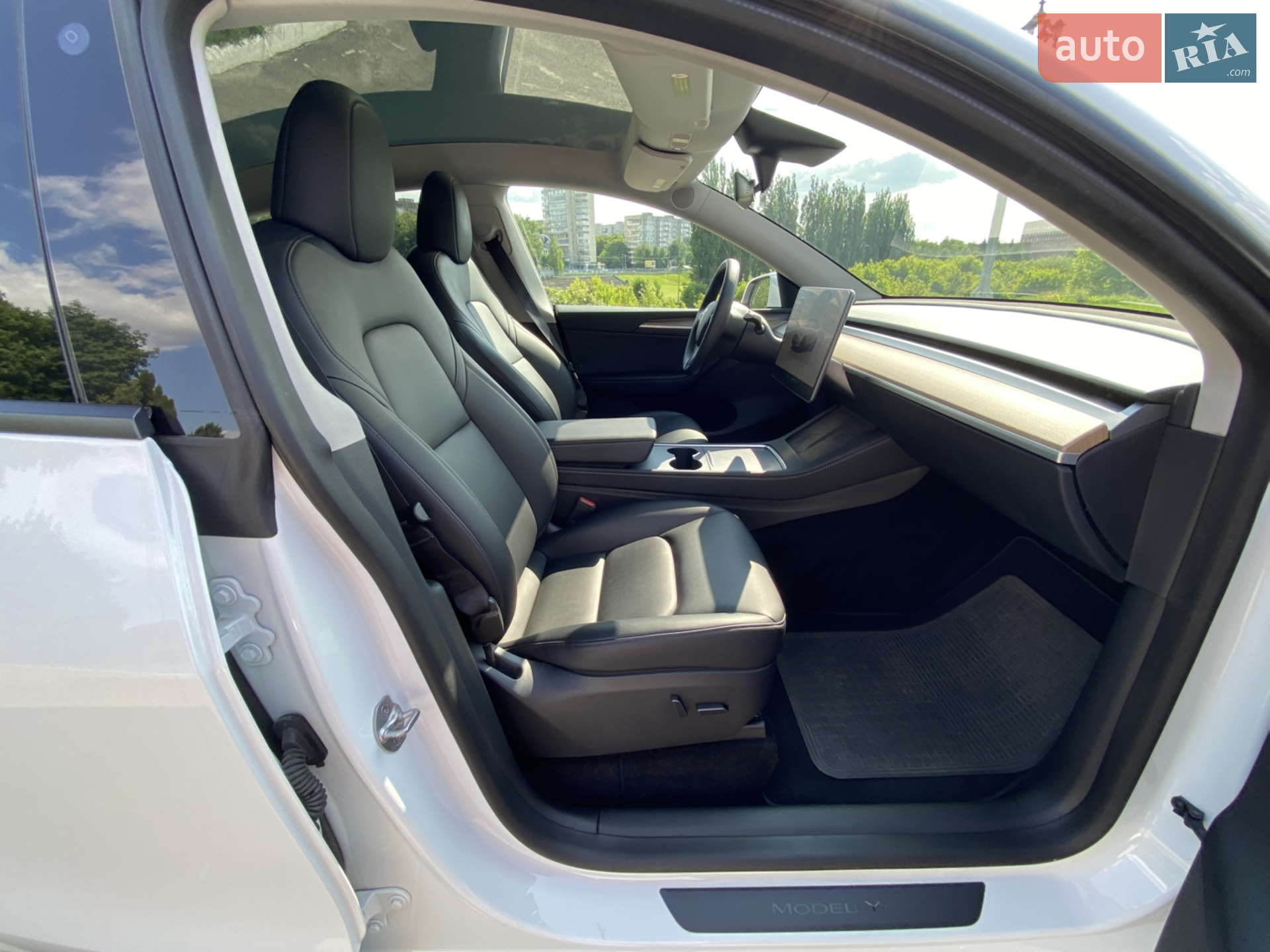 2022 Tesla Model Y - мініатюра 30