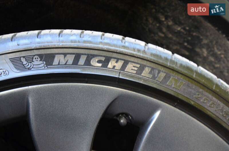 Внедорожник / Кроссовер Tesla Model Y 2024 в Дрогобыче фото 37 Внедорожник / Кроссовер Tesla Model Y 2024 в Дрогобыче