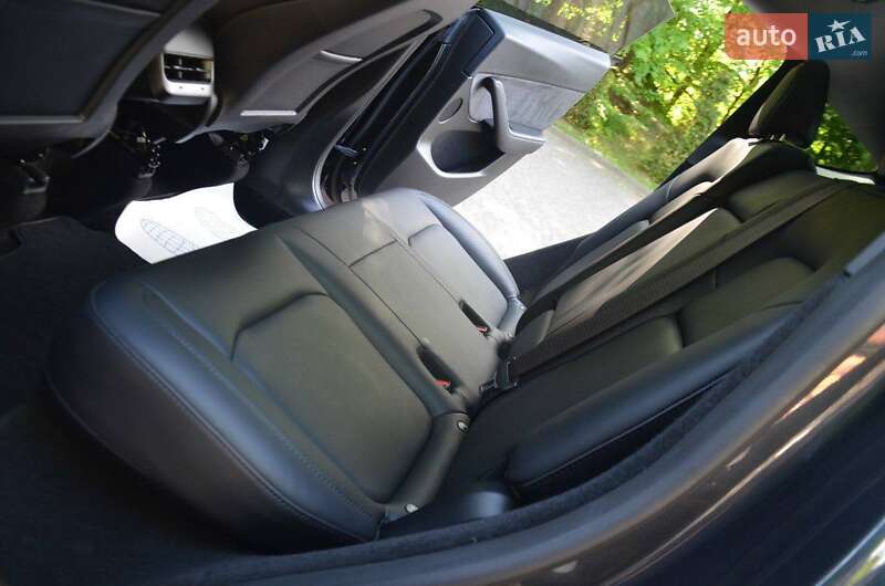 Внедорожник / Кроссовер Tesla Model Y 2024 в Дрогобыче фото 49 Внедорожник / Кроссовер Tesla Model Y 2024 в Дрогобыче