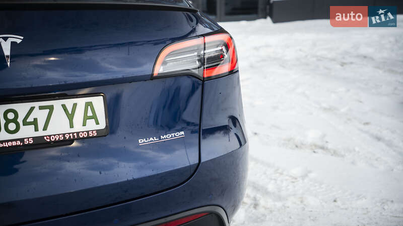Внедорожник / Кроссовер Tesla Model Y 2022 в Киеве