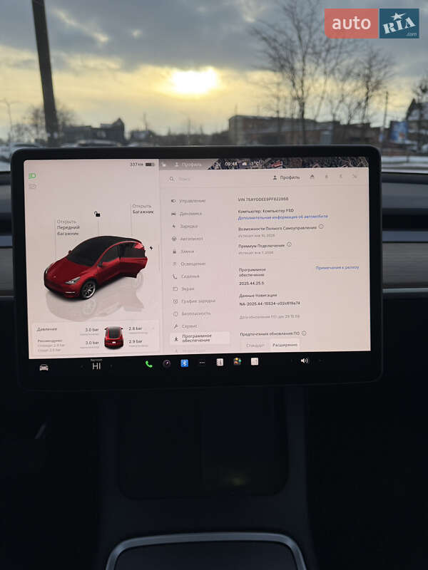 Внедорожник / Кроссовер Tesla Model Y 2023 в Львове