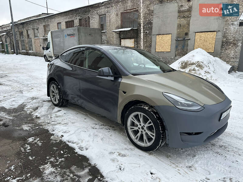Позашляховик / Кросовер Tesla Model Y 2023 в Києві
