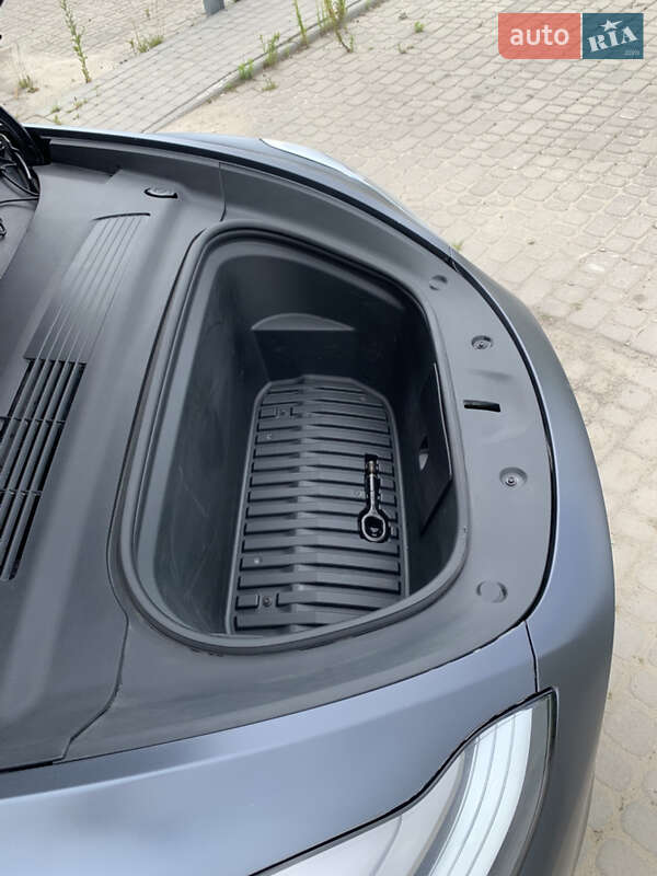 Внедорожник / Кроссовер Tesla Model Y 2020 в Львове фото 37 Внедорожник / Кроссовер Tesla Model Y 2020 в Львове