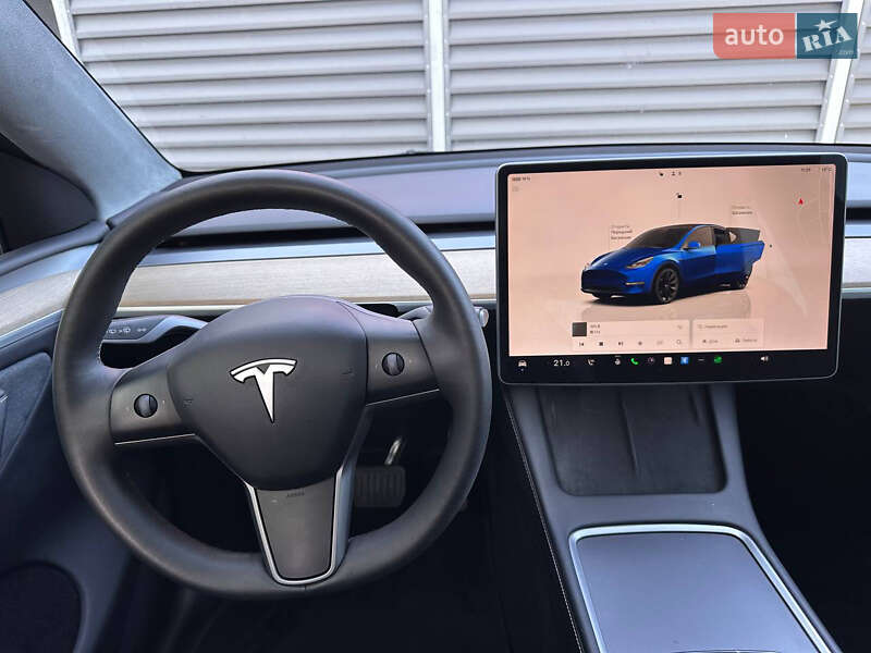 Внедорожник / Кроссовер Tesla Model Y 2023 в Киеве