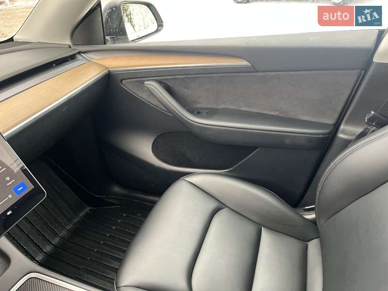 Внедорожник / Кроссовер Tesla Model Y 2022 в Кропивницком