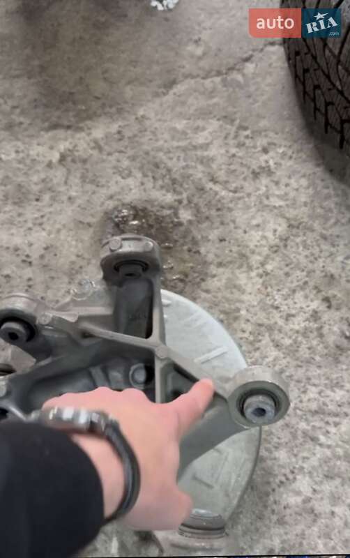 Внедорожник / Кроссовер Tesla Model Y 2023 в Киеве фото 48 Внедорожник / Кроссовер Tesla Model Y 2023 в Киеве