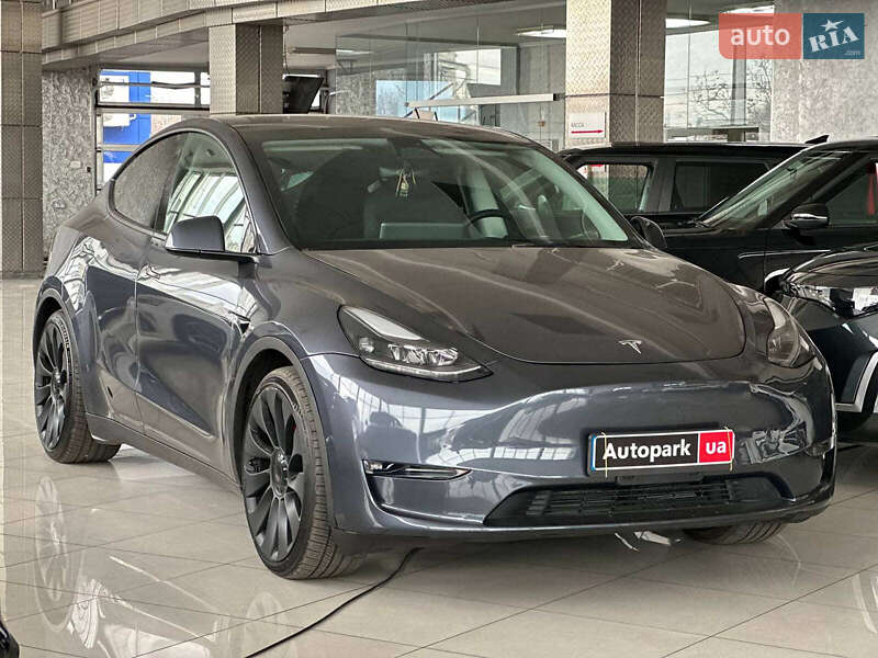 Позашляховик / Кросовер Tesla Model Y 2023 в Одесі фото 25 Позашляховик / Кросовер Tesla Model Y 2023 в Одесі