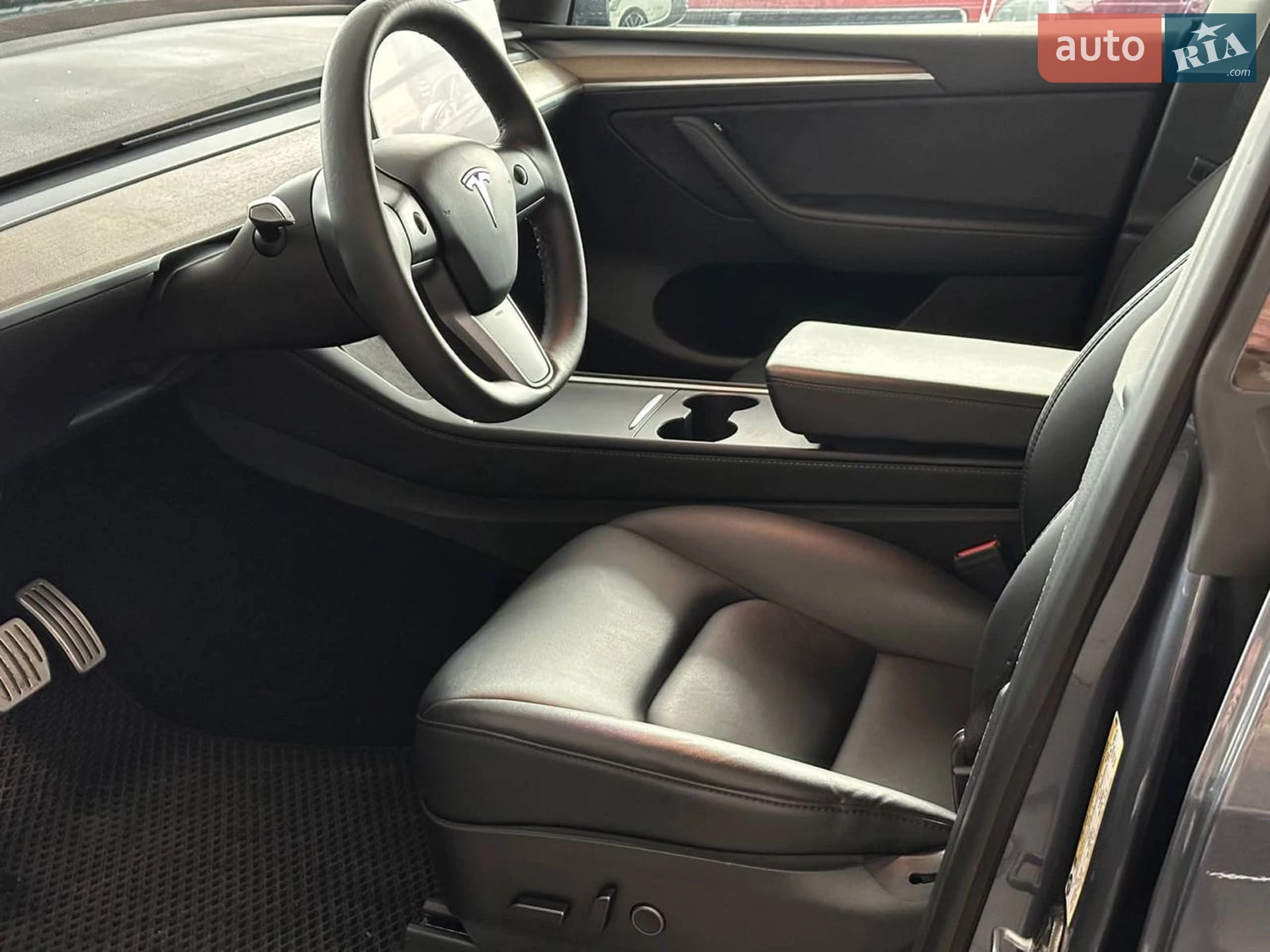 2023 Tesla Model Y - мініатюра 19
