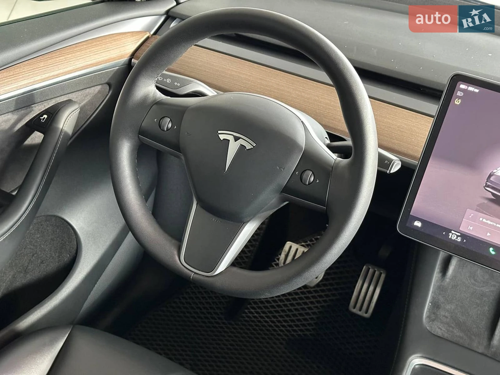 2023 Tesla Model Y - мініатюра 6