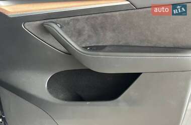 Внедорожник / Кроссовер Tesla Model Y 2023 в Одессе фото 4 Внедорожник / Кроссовер Tesla Model Y 2023 в Одессе
