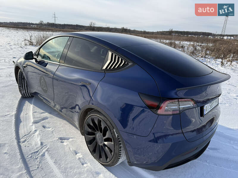 Внедорожник / Кроссовер Tesla Model Y 2023 в Буче фото 16 Внедорожник / Кроссовер Tesla Model Y 2023 в Буче