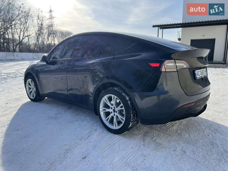 Внедорожник / Кроссовер Tesla Model Y 2023 в Луцке